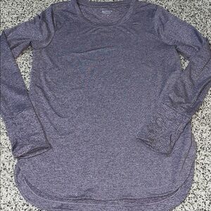 Women’s Athleta Heathered Purple Uptempo top size medium